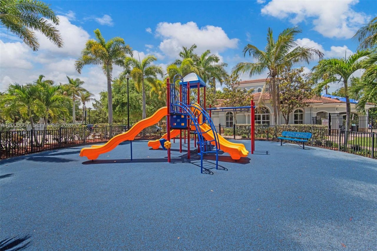 1225 Rosegate Blvd , Riviera Beach, FL 33404 Photo