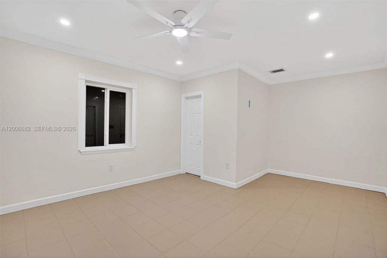 1435 Blue Rd, Coral Gables, FL 33146 Photo