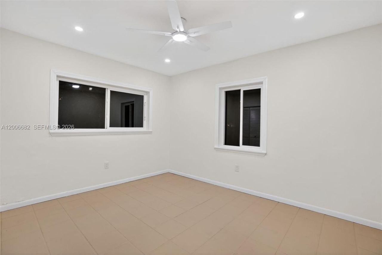 1435 Blue Rd, Coral Gables, FL 33146 Photo