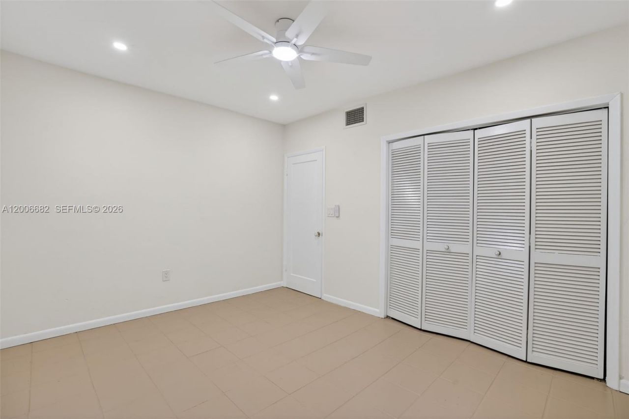 1435 Blue Rd, Coral Gables, FL 33146 Photo