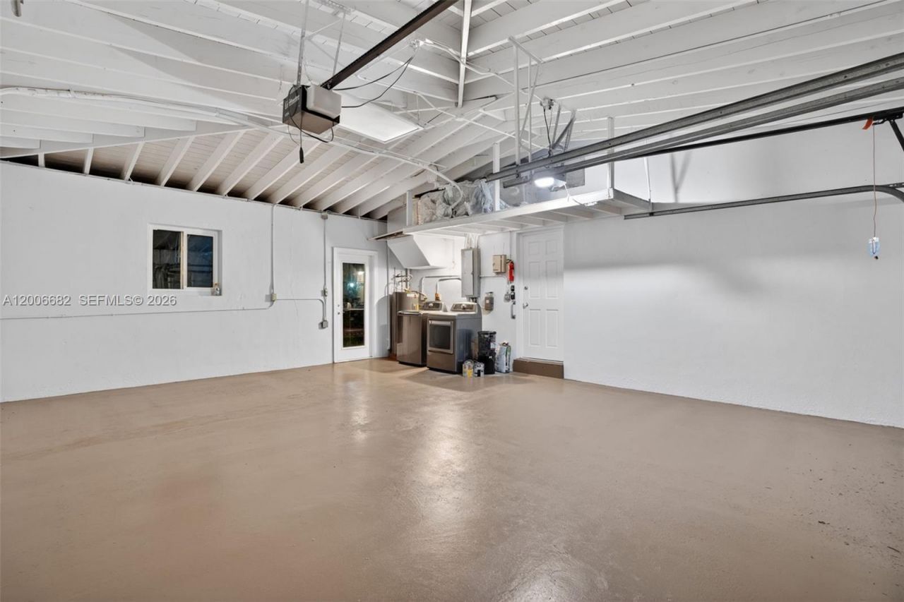 1435 Blue Rd, Coral Gables, FL 33146 Photo