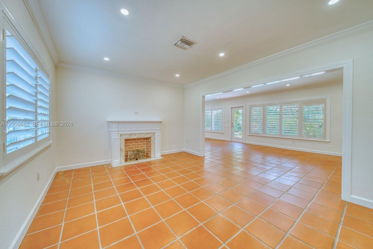 1435 Blue Rd , Coral Gables, FL 33146 Photo