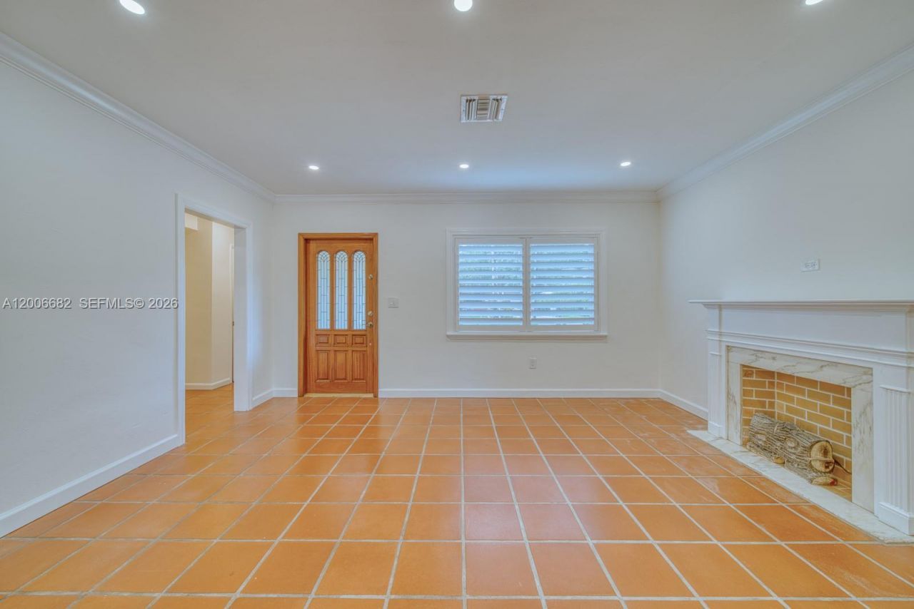 1435 Blue Rd , Coral Gables, FL 33146 Photo