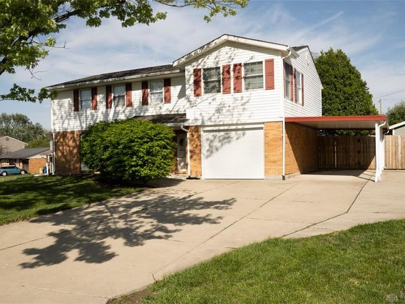 7620 Sheba Court, Huber Heights, OH 45424 Photo 1