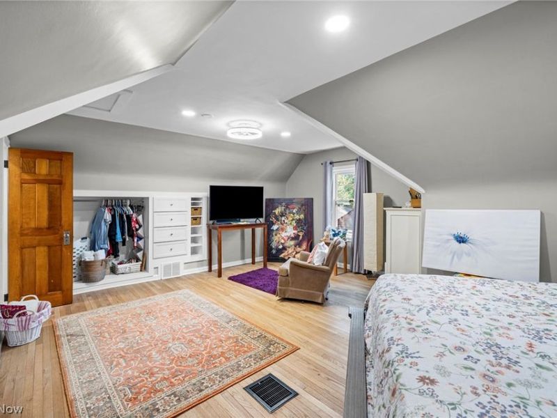 3389 W 132nd Street, Cleveland, OH 44111 Photo 17