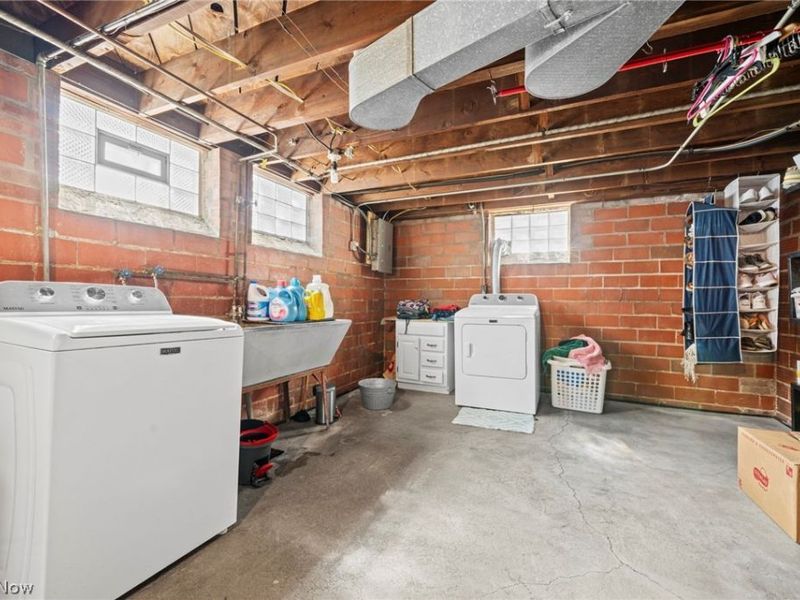 3389 W 132nd Street, Cleveland, OH 44111 Photo 22