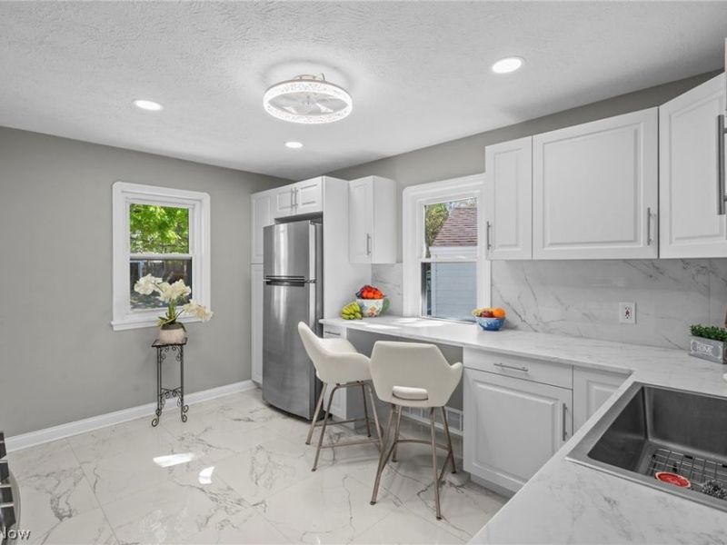 3389 W 132nd Street, Cleveland, OH 44111 Photo 8