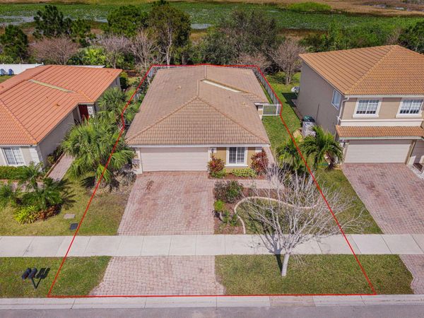 2037 SW Providence Place, Port St. Lucie, FL 34953