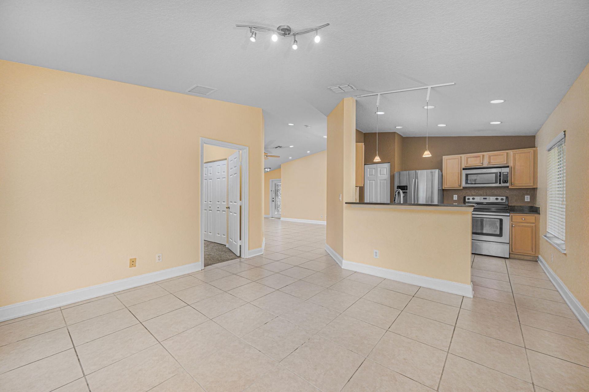2037 SW Providence Place, Port Saint Lucie, FL 34953 Photo