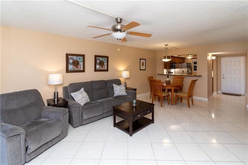 1811 Sabal Palm Drive, Unit 304, Davie, FL 33324 Photo