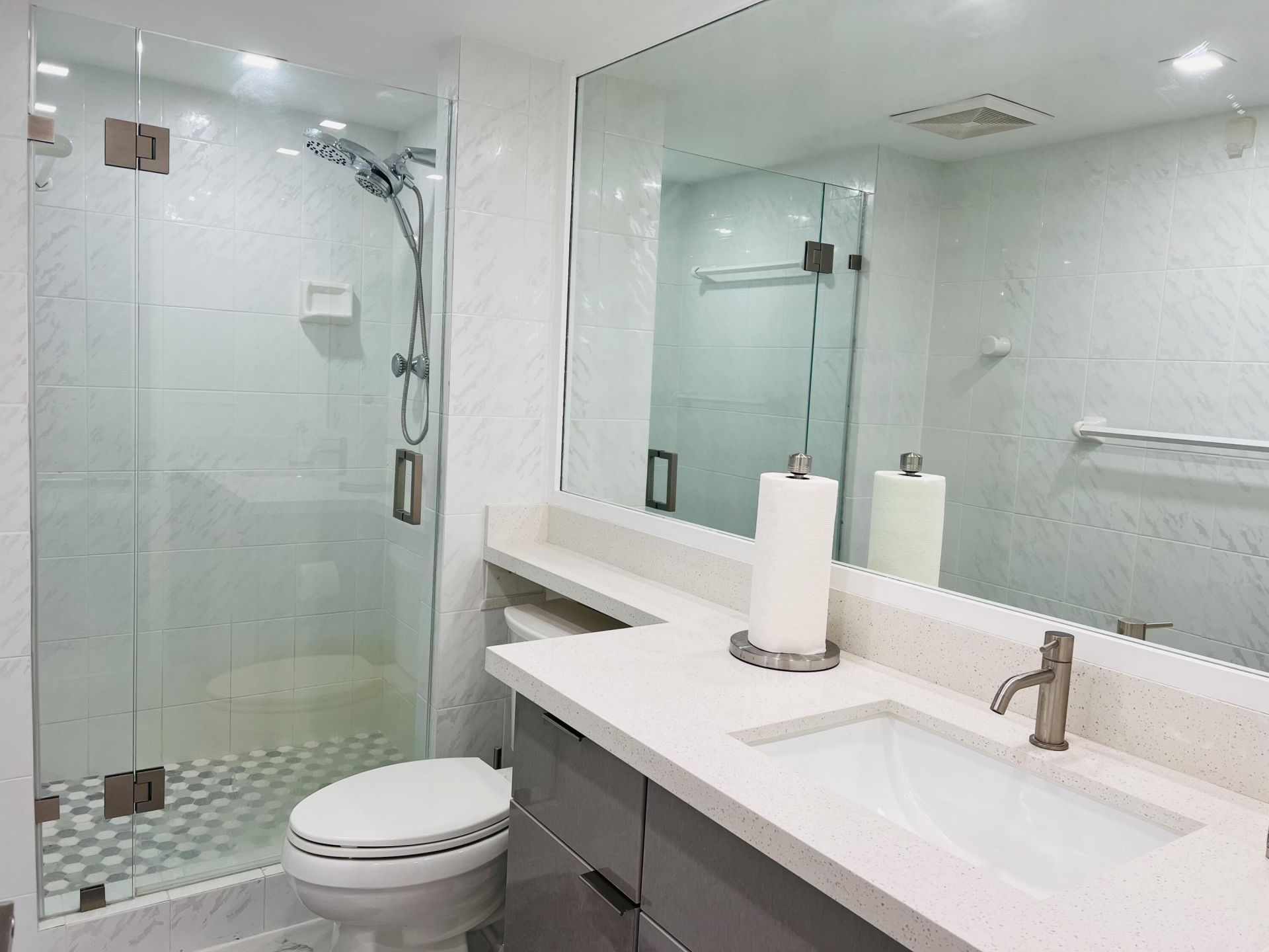 19707 Turnberry Way, Unit 12e, Aventura, FL 33180 Photo