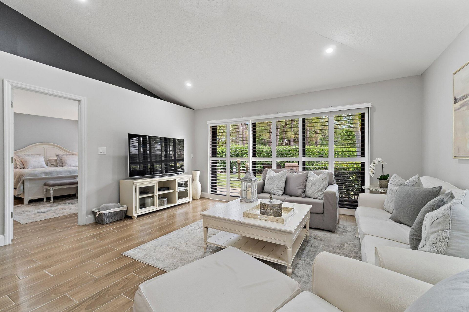 834 Club Drive, Palm Beach Gardens, FL 33418 Photo