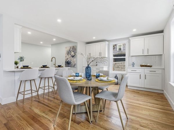 8 Hammatt St, Unit 2, Ipswich, MA 01938