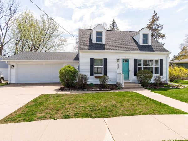 511 Garland STREET E, West Salem, WI 54669