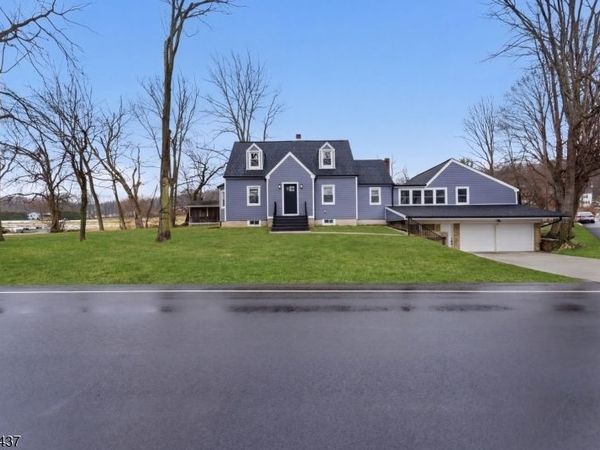 1821 Belvidere Rd, Lopatcong, NJ 08865