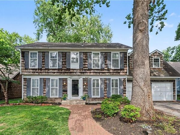 9908 Perry Drive, Overland Park, KS 66212