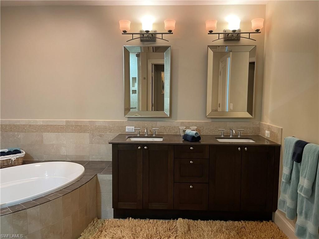 9115 Strada Pl, Unit 5417, Naples, FL 34108 Photo