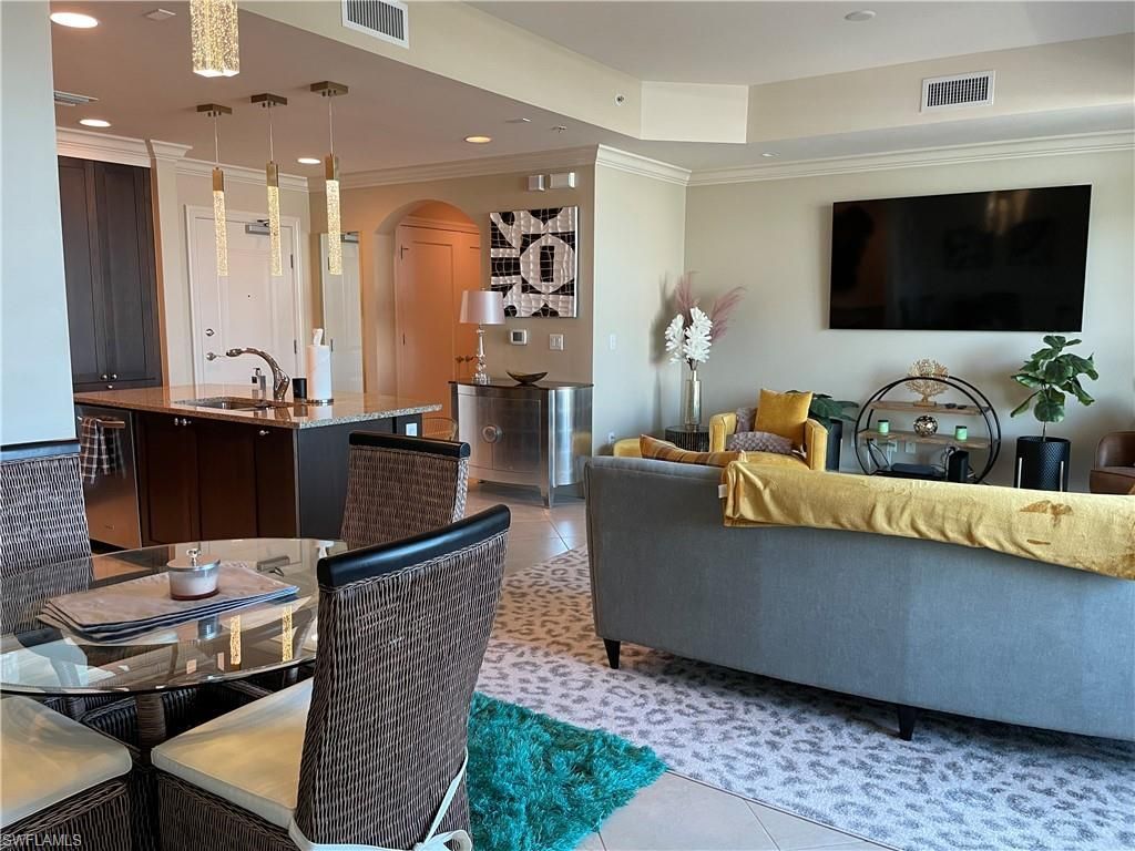 9115 Strada Pl, Unit 5417, Naples, FL 34108 Photo