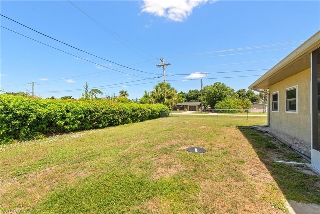 190 Brooks Rd, North Fort Myers, FL 33917 Photo