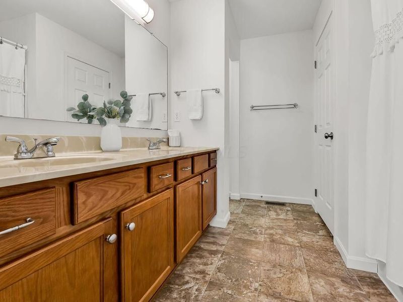 5783 Little Red Rover Street, Groveport, OH 43125 Photo 18