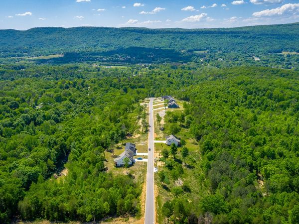 126 Cascade Drive, Rossville, GA 30741