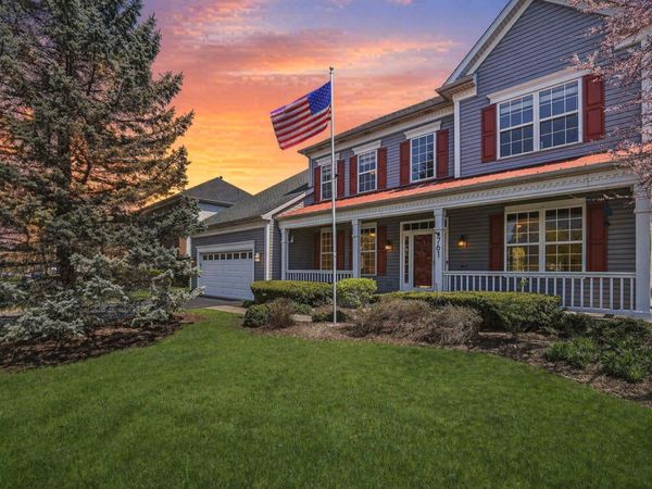 761 Majestic Drive , Algonquin, IL 60102