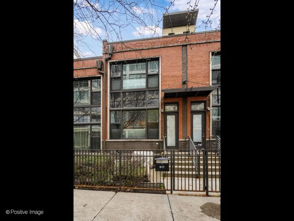 917 N Kingsbury Street , Unit 917, Chicago, IL 60610