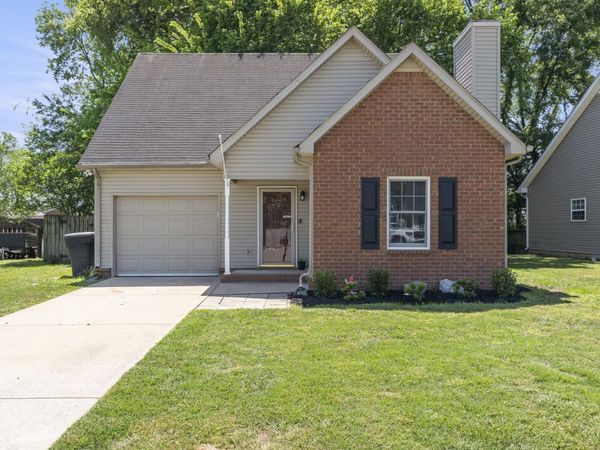113 Meigs Dr , Murfreesboro, TN 37128