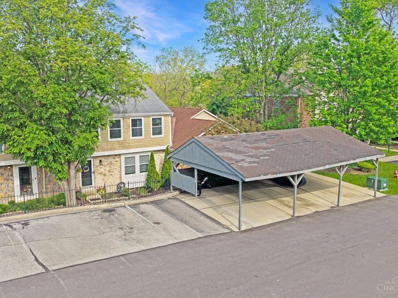 2042 Stratford Court, Loveland, OH 45140 Photo 4