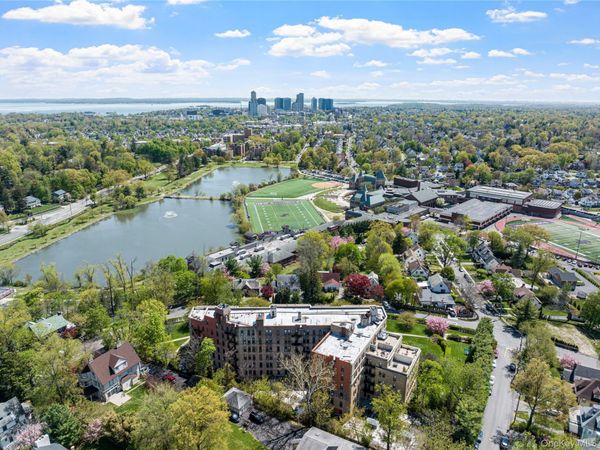 43 Calton Road, Unit 2K, New Rochelle, NY 10804