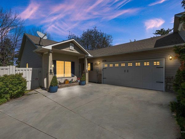 1574 N Wintertree Avenue, Meridian, ID 83642