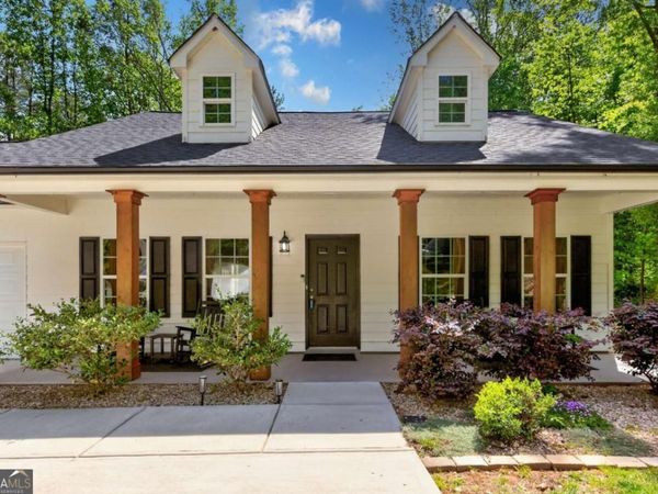 584 Tuxedo Drive, Commerce, GA 30530