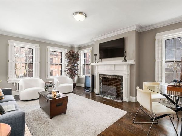 50 Commonwealth Avenue, Unit 404, Boston, MA 02116