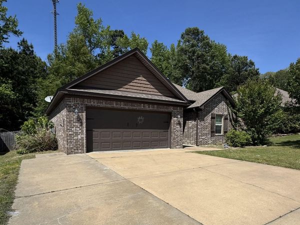 3092 Glasgow, Benton, AR 72015