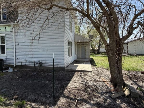 1527 Dayton Street, Ellsworth, IA 50075