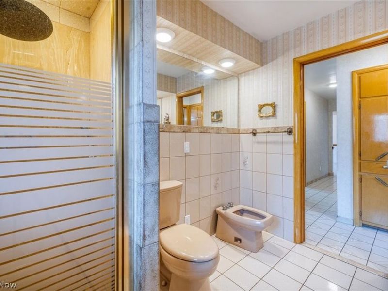 5855 W Ridgewood Drive , Parma, OH 44129 Photo 18