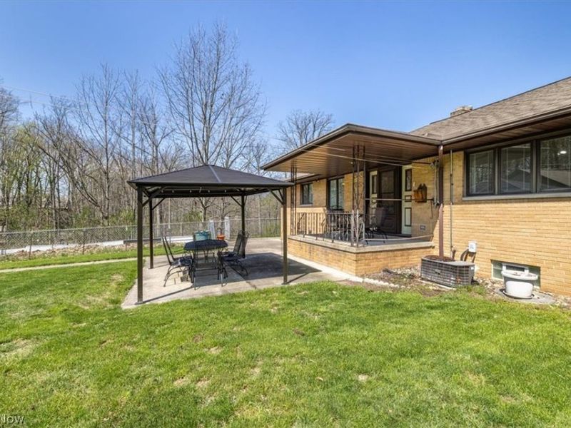 5855 W Ridgewood Drive , Parma, OH 44129 Photo 28