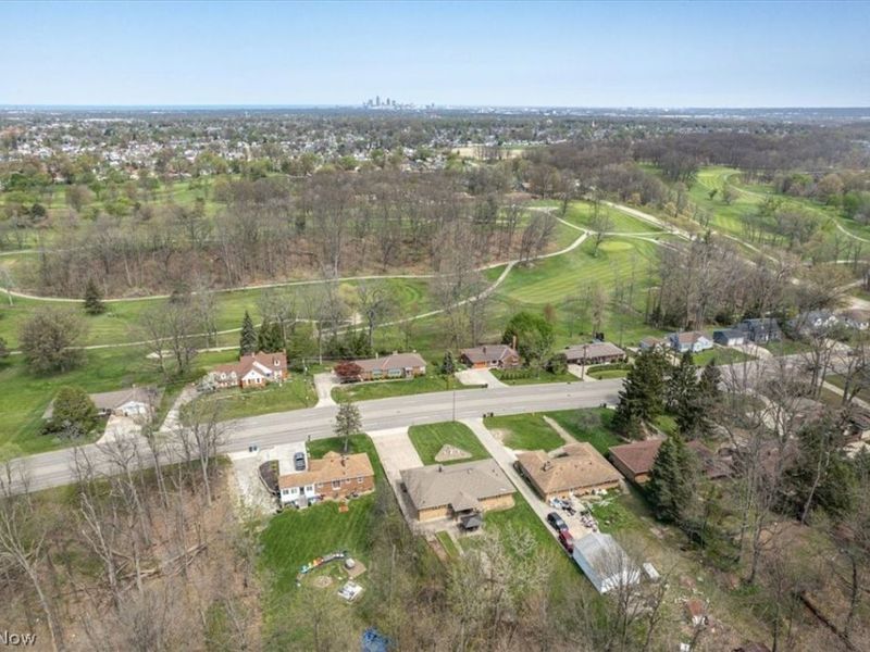 5855 W Ridgewood Drive , Parma, OH 44129 Photo 37