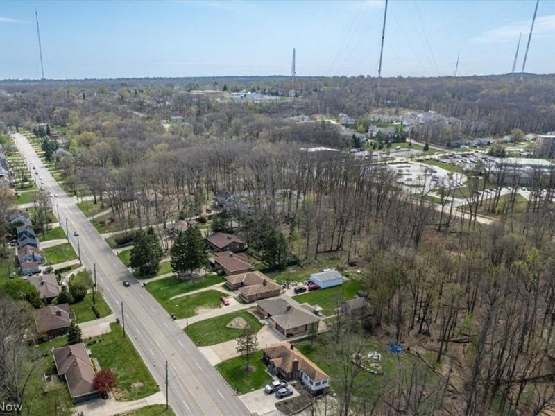 5855 W Ridgewood Drive , Parma, OH 44129 Photo 40