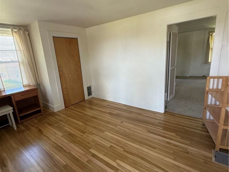 809 Shinnick Street , Zanesville, OH 43701 Photo 13