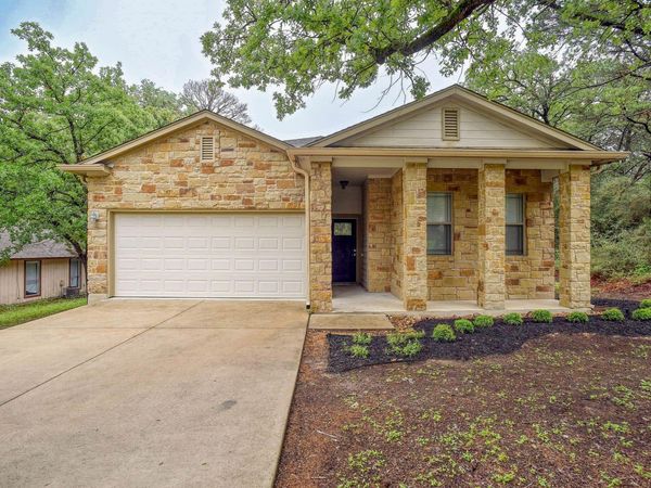 105 S Kaupo DR , Bastrop, TX 78602