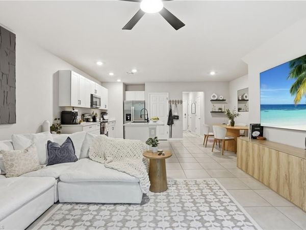 15453 Wildflower CIR, NAPLES, FL 34119