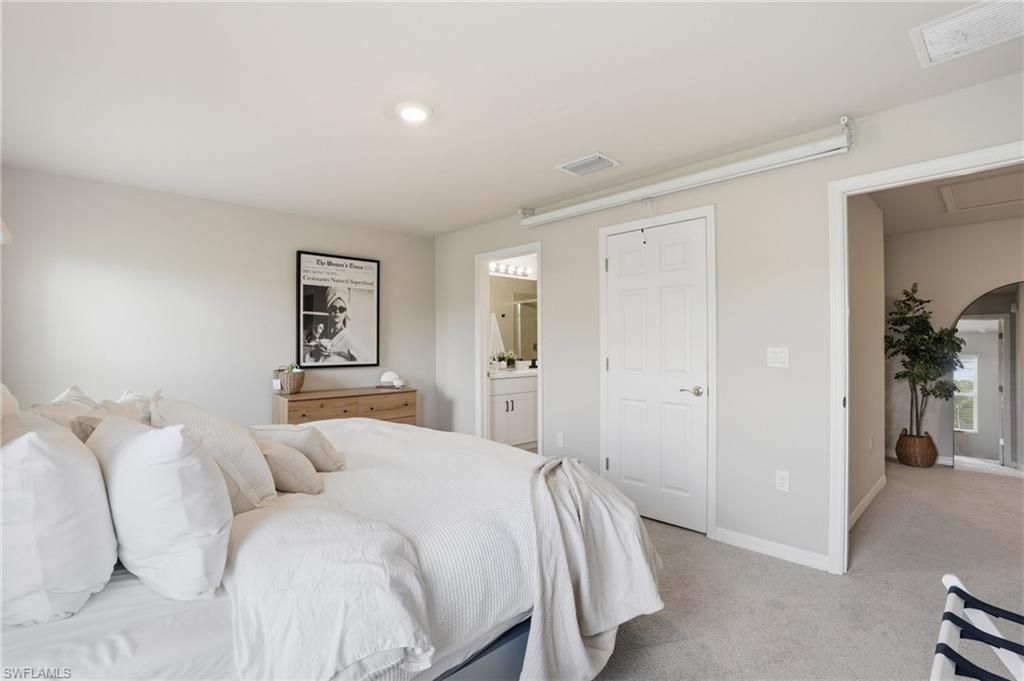 15453 Wildflower Cir, Naples, FL 34119 Photo