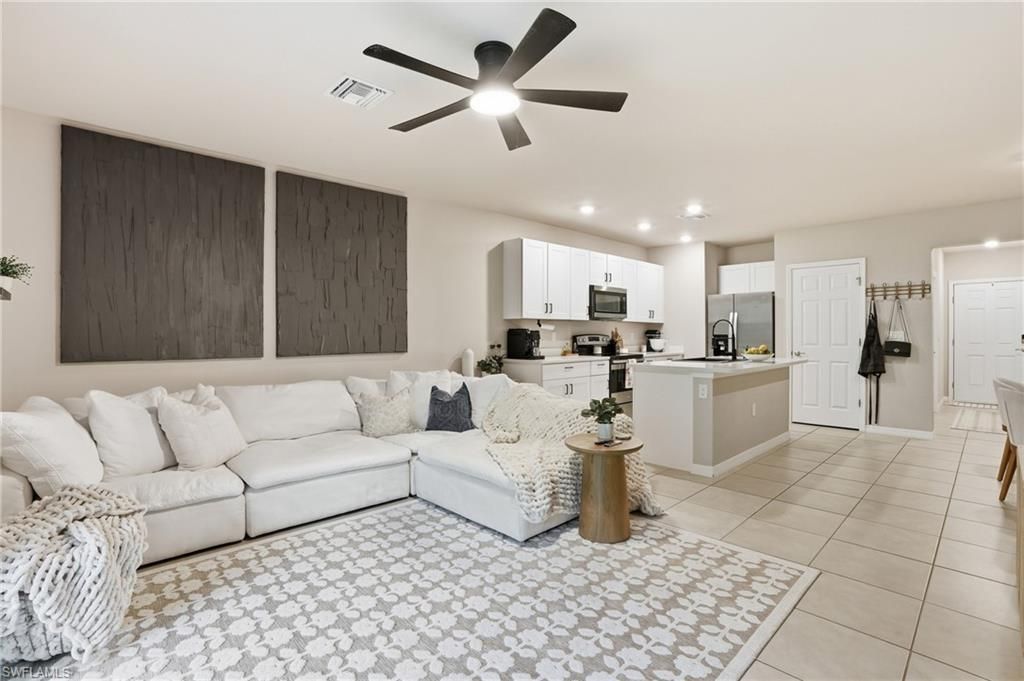 15453 Wildflower Cir, Naples, FL 34119 Photo