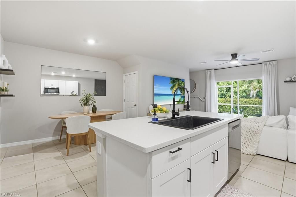 15453 Wildflower Cir, Naples, FL 34119 Photo