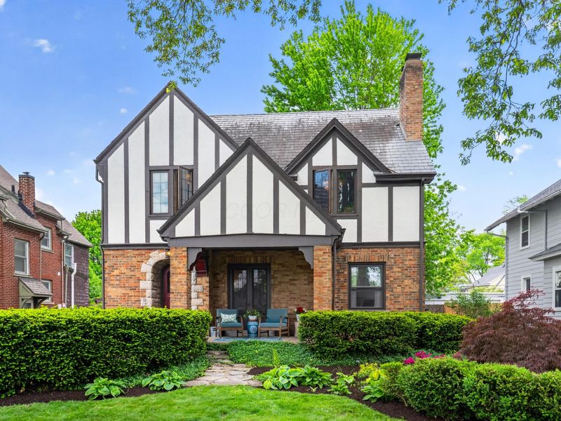 140 S Cassingham Road, Columbus, OH 43209 Photo 1