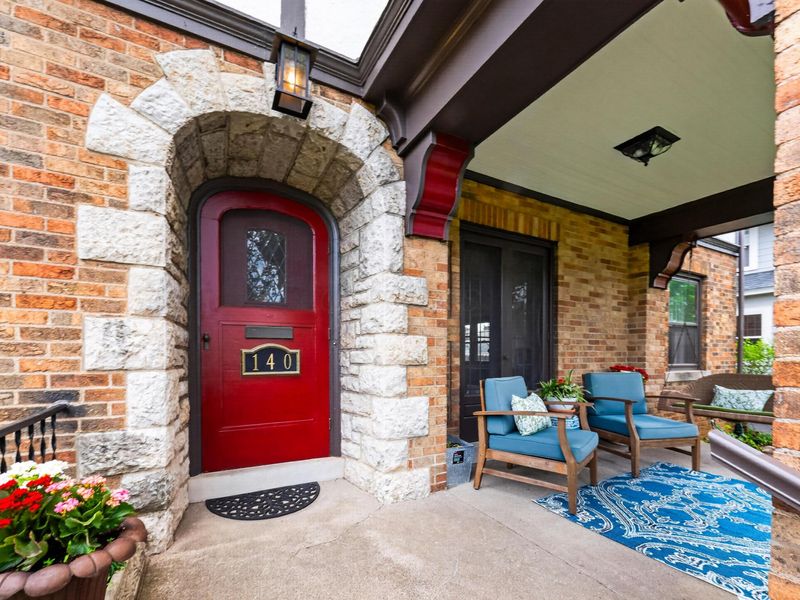 140 S Cassingham Road, Columbus, OH 43209 Photo 2