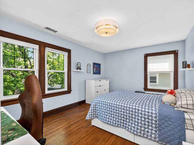 140 S Cassingham Road, Columbus, OH 43209 Photo 29