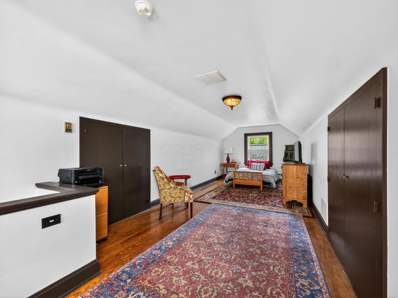 140 S Cassingham Road, Columbus, OH 43209 Photo 34