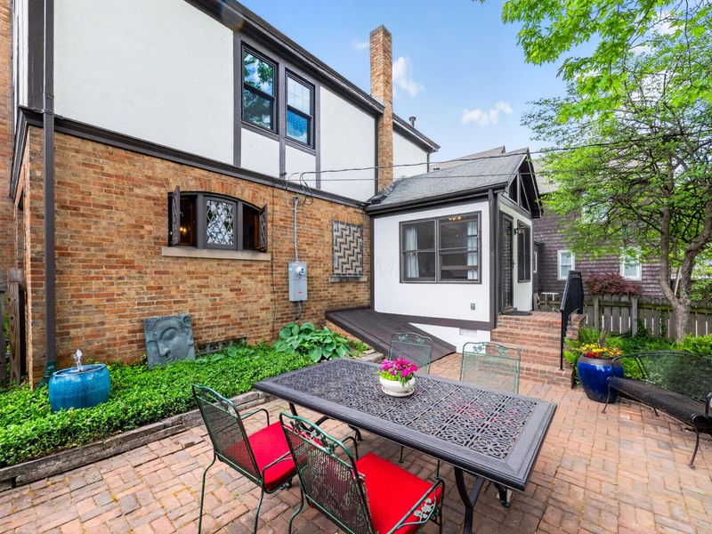 140 S Cassingham Road, Columbus, OH 43209 Photo 43